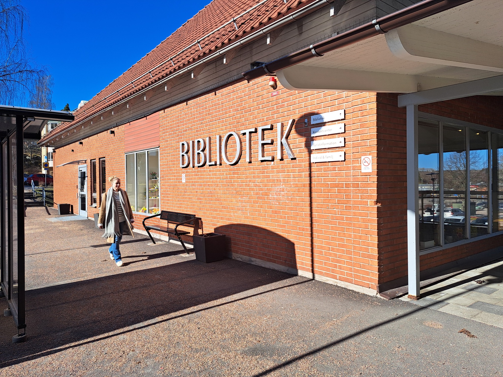 Förtidsrösta på grums bibliotek